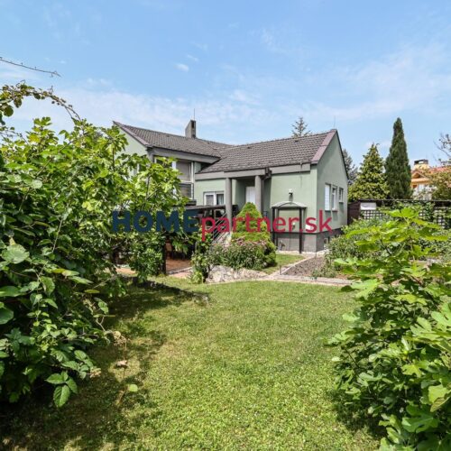 STRMÝ VŔŠOK, 7-i rodinný dom, 261 m2 –pozemok 938m2, dvojgeneračný dom, kompletná rekonštrukcia