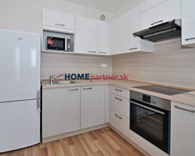 JÉGEHO, garsónka, 28 m2 – čiastočná rekonštrukcia